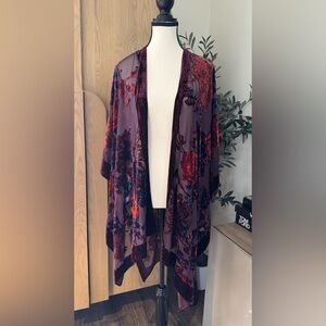 SAACHI Floral Velvet Kimono